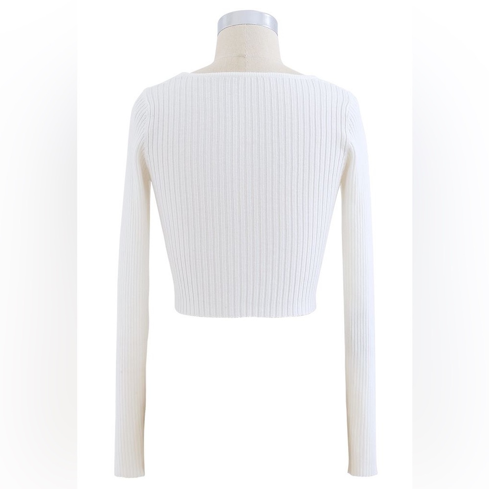 NEW notch collar plunge crop sweater - Picture 13 of 13